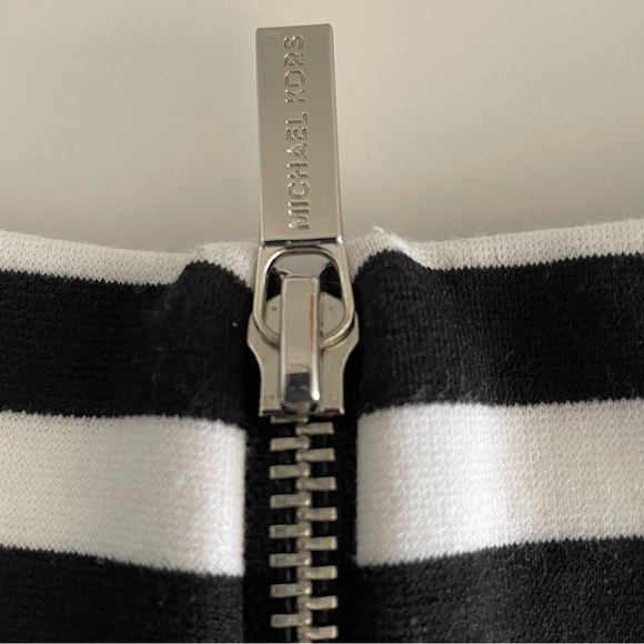 MICHAEL KORS Women’s Horizontal Stripe Ponte Top in Black & White ~Size L - Picture 4 of 6